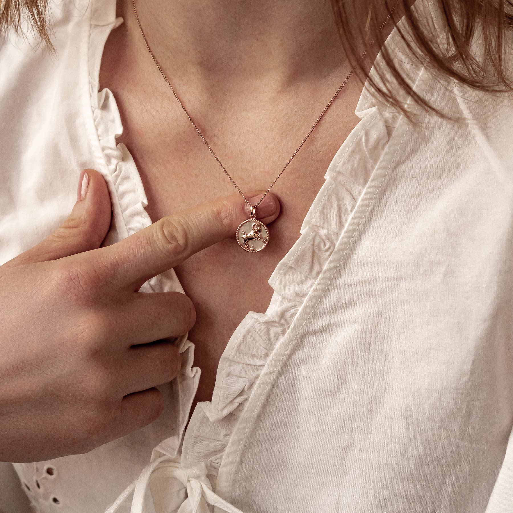 Collier pendentif zodiaque Bélier